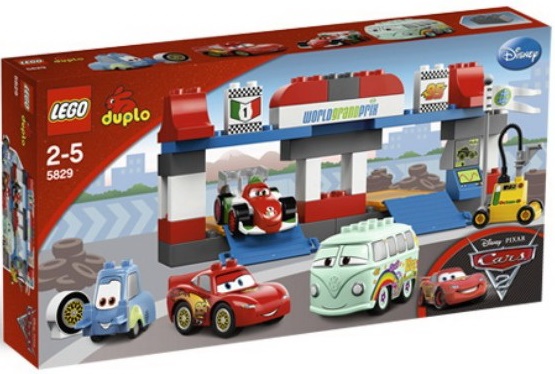 LEGO Cars 2 Піт-стоп (5829)