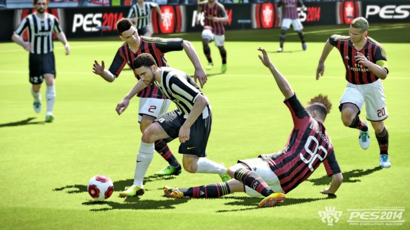 Pro Evolution Soccer 2015 (PS4)  Фотография 1