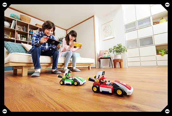 Mario Kart Live: Home Circuit - Mario Set (Nintendo Switch) Фотография 3