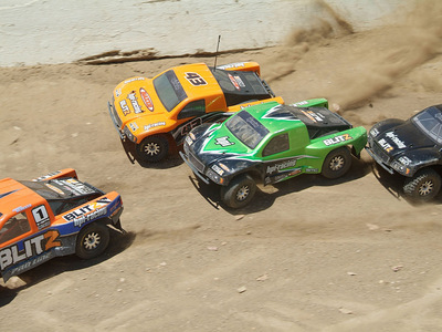 Автомобиль HPI Blitz Scorpion 1:10 шорт-корс 2WD электро 2.4ГГц серебряный/оранжевый RTR (без АКБ) Фотография 3