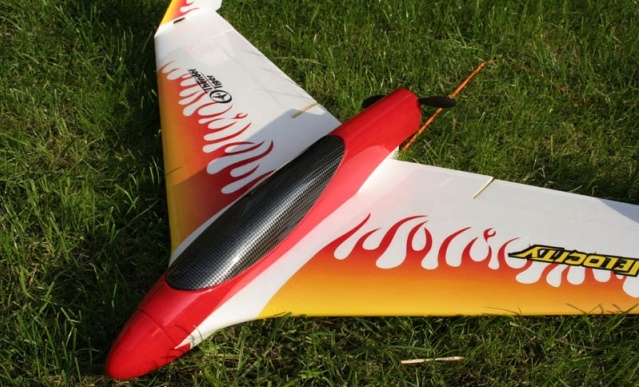 Модель планера Thunder Tiger Velocity II Фотография 1
