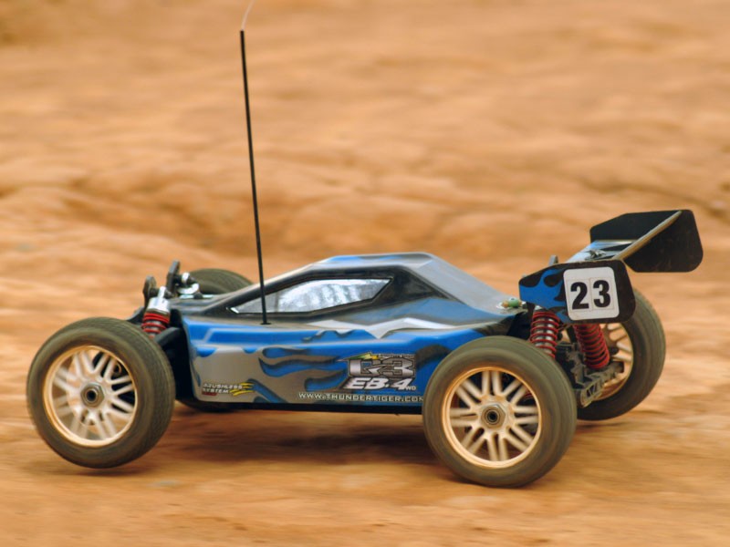 Багги 1:8 Thunder Tiger EB-4 G3 Brushless Buggy Фотография 1