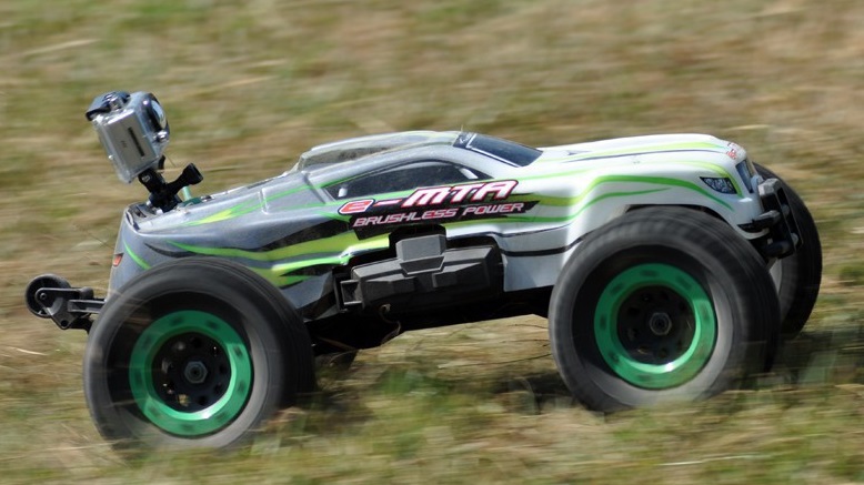 Thunder Tiger eMTA Brushless Monster 1/8 620 мм 4WD 2.4GHz RTR Green Фотография 1