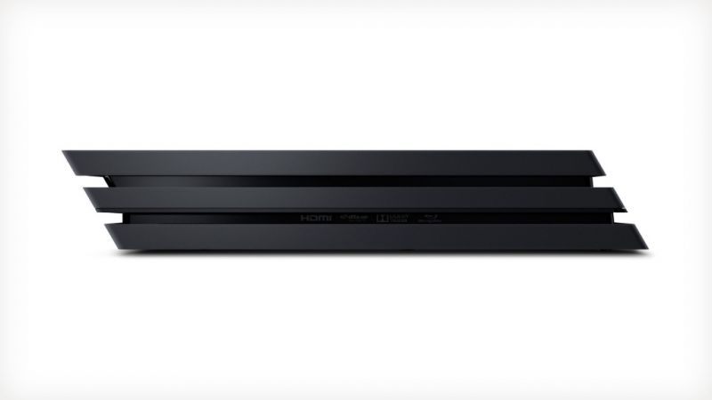 Sony Playstation PRO 1TB с двумя джойстиками + FIFA 18 (PS4) Фотография 3