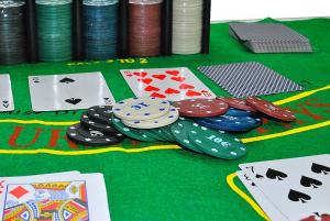 Набор для игры в покер в оловянном кейсе (200 фишек) Thumbnail 3