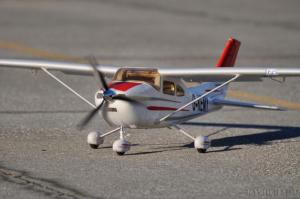 Модель самолета FMS Cessna 182-AT Red New Version  Thumbnail 1